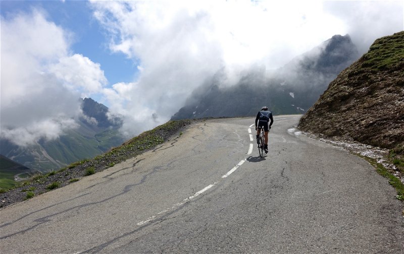 On the ascent of the Galibier
