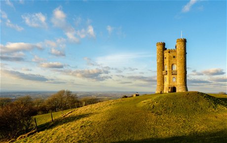 Cotswold Way Broadway tower
